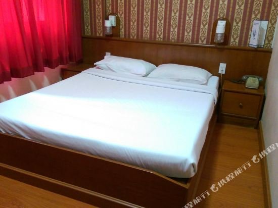 Фото Business Inn At Sukhumvit 11 by Hjz