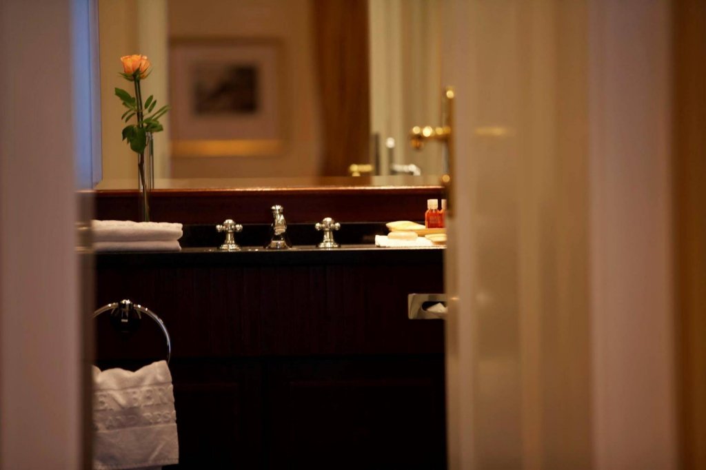 Фото Steigenberger Icon Parkhotel Düsseldorf