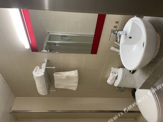 Фото Ibis Jinan Quancheng Rd