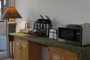 Гостиница The Driftwood Hotel