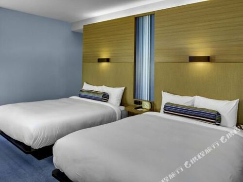 Внешний вид отеля Aloft Zhengzhou Shangjie в Чжэнчжоу, фото 5