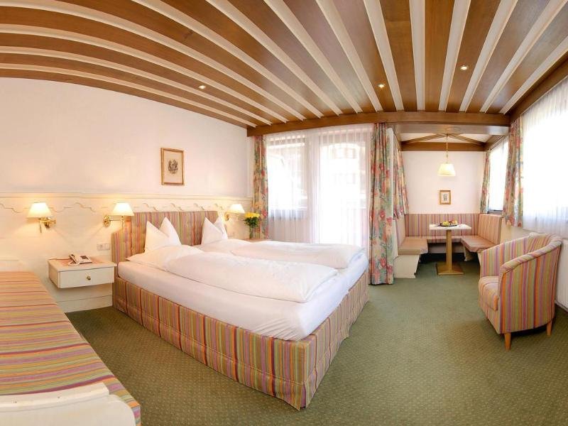 Фото Strass - Sport & SPA Hotel