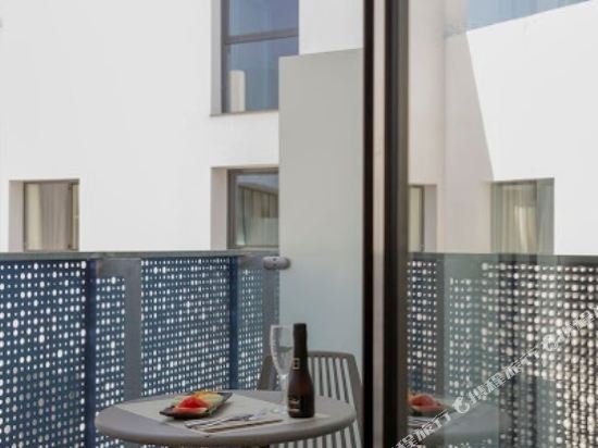 Фото Hotel Macia Sevilla Kubb