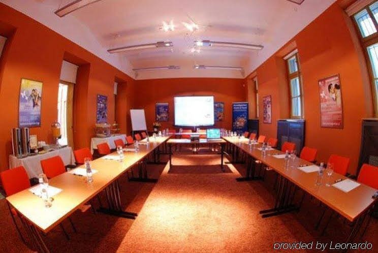 Фото Ea Embassy Prague Hotel