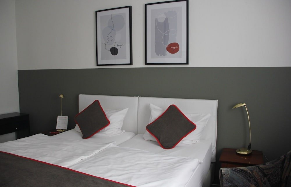 Фото Hotel Enger Hof