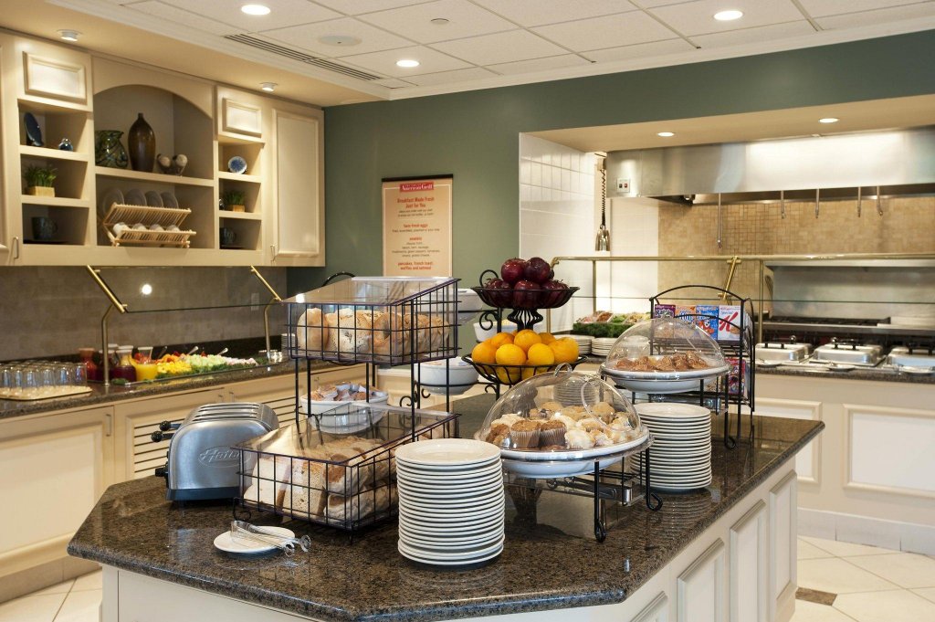 Фото Hilton Garden Inn Ridgefield Park