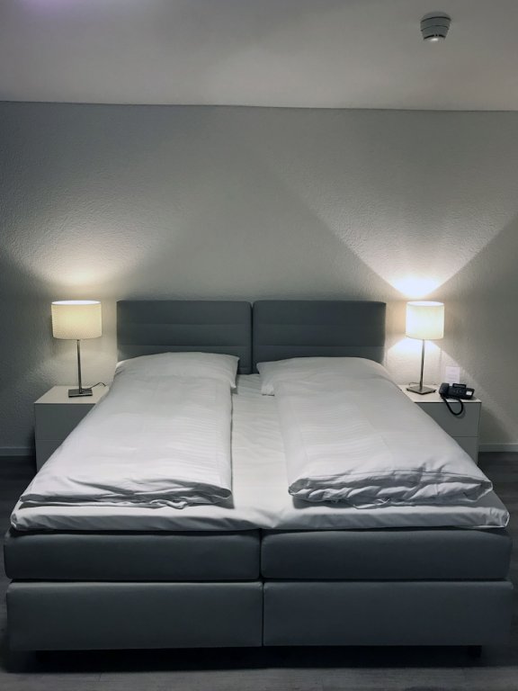 Фото Hotel de l'Ecluse