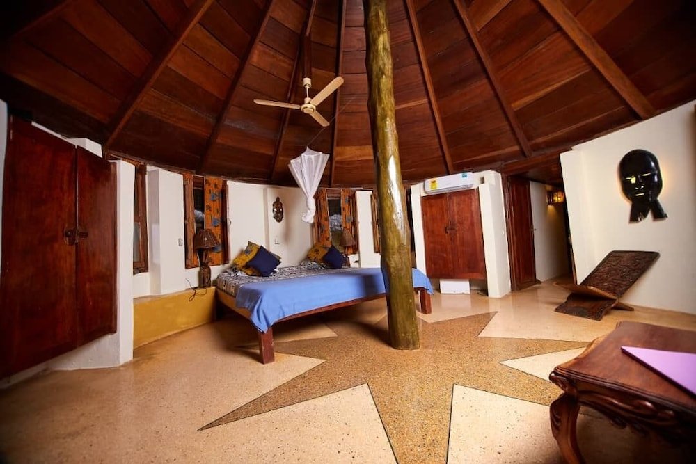 Фото Ankobra Beach Resort