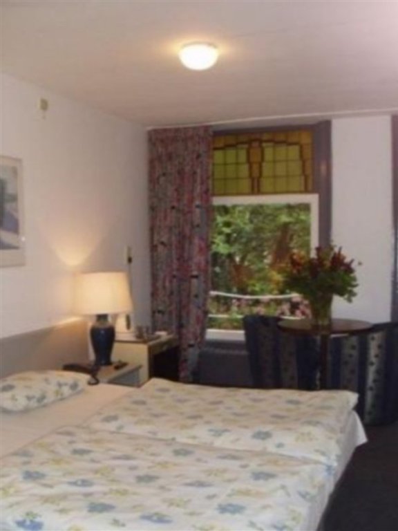 Фото The Bolster