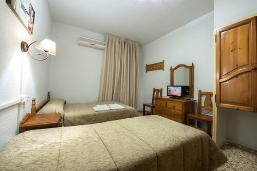 Гостиница Hostal Santa Bárbara в Толедо