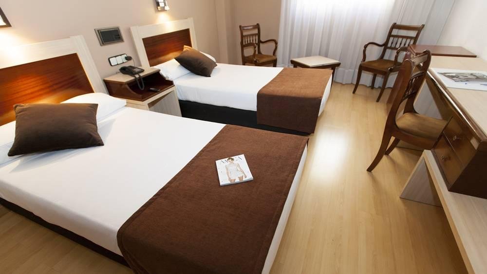 Фото Hotel Zaragoza Royal