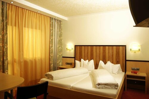 Гостиница Hotel-Gasthof Zur Schönen Aussicht