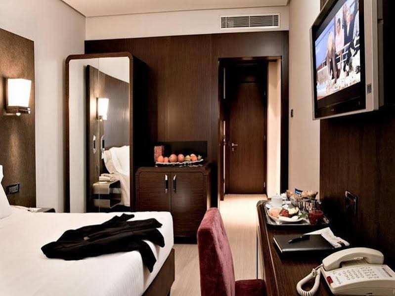 Фото Best Western Hotel Goldenmile Milan