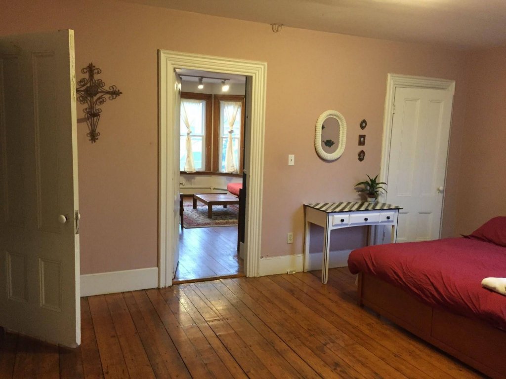 Фото The Cambridge Karma House