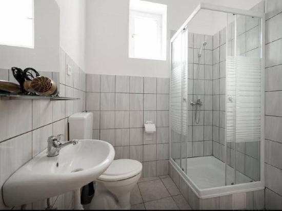 Фото Sparrowl Apartments