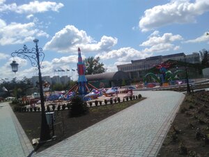 Orașul-miracol (Transnistria, Parcul Catherine), amusement park