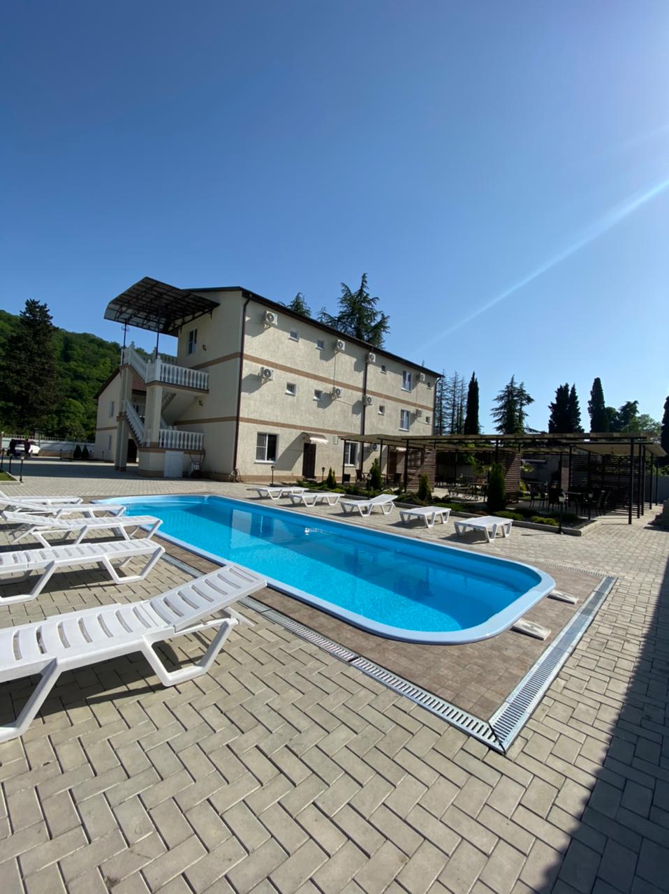 Фото отеля 2