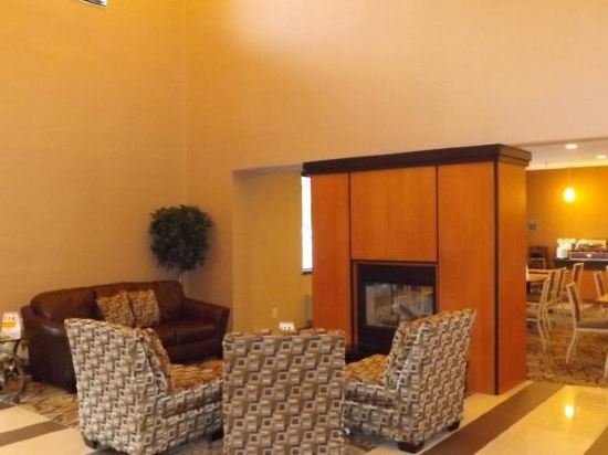 Фото Quality Suites Ne Indianapolis Fishers