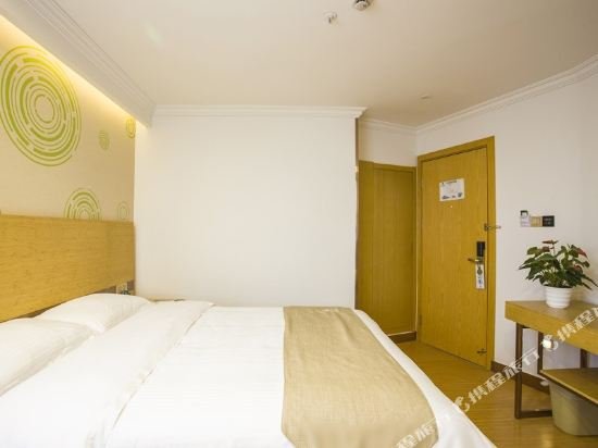 Фото GreenTree Inn Yangzhou Plaza Hotel