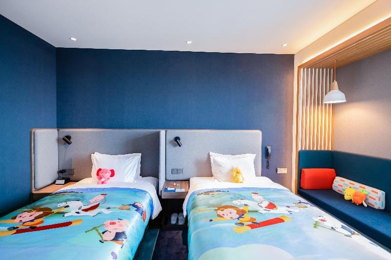 Фото Holiday Inn Express Yantai Fulai