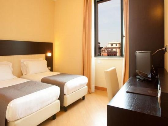 Фото Hotel Naples