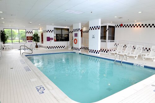 Гостиница Hampton Inn & Suites by Hilton Windsor
