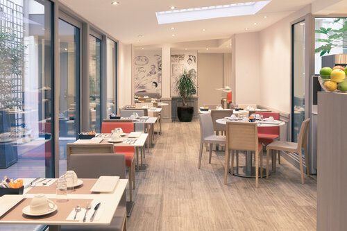 Гостиница Mercure Paris Montparnasse Raspail в Париже
