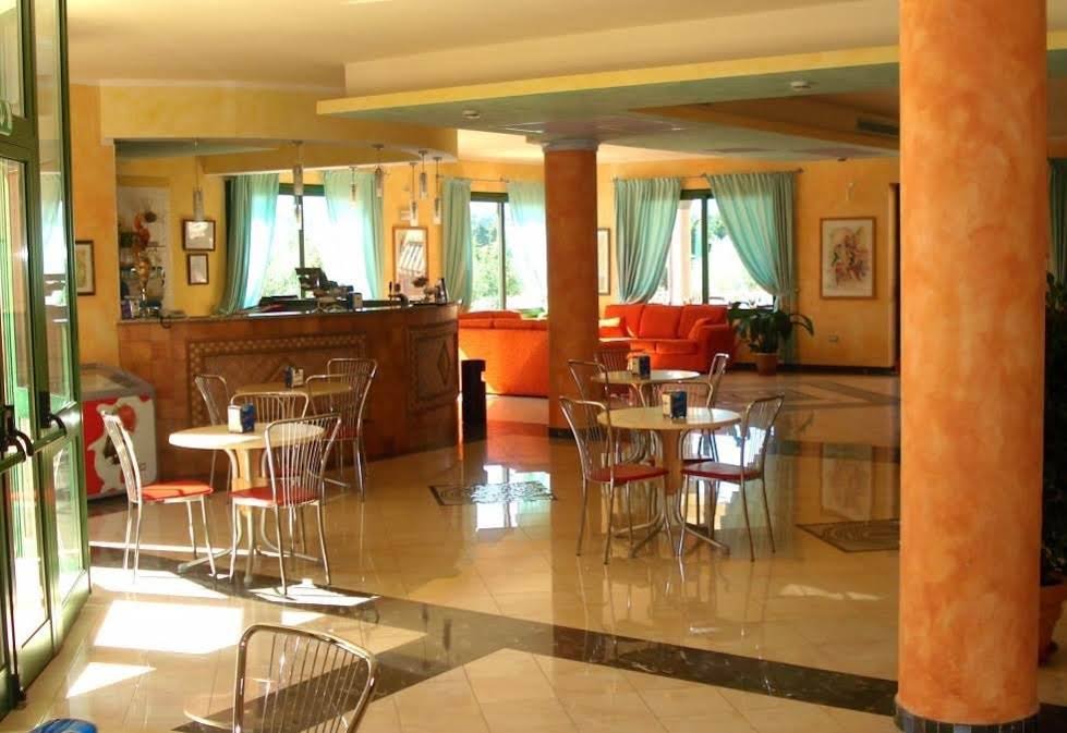 Фото Hotel Baia Marina