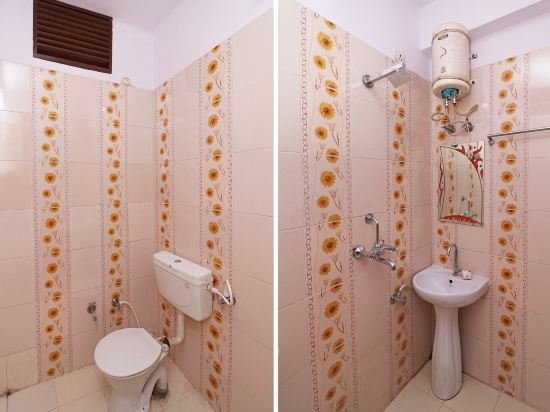 Фото Oyo 12775 Bharat Plaza