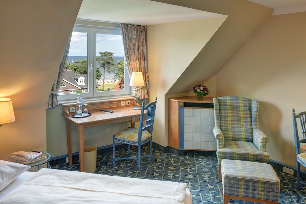 Фото Country Hotel Timmendorfer Strand