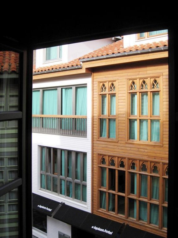 Фото La Plaza II