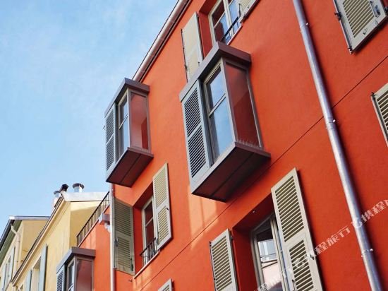 Фото L'Abeille Boutique Apartments