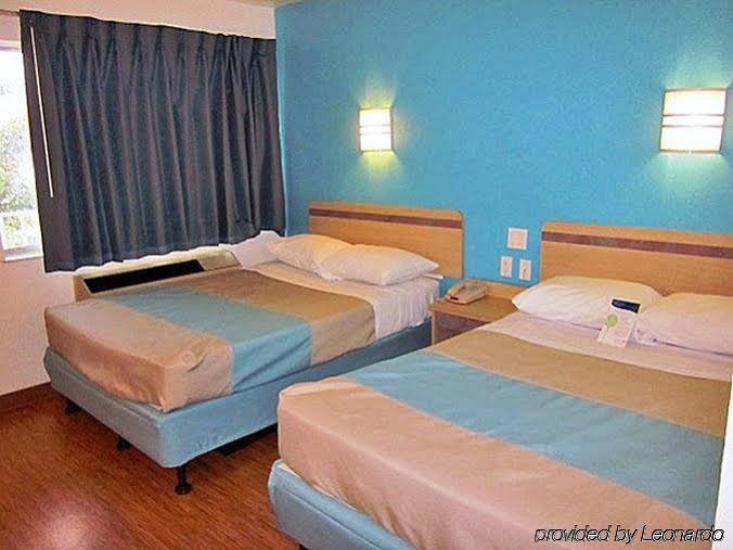 Фото Motel 6 Del Rio, Tx