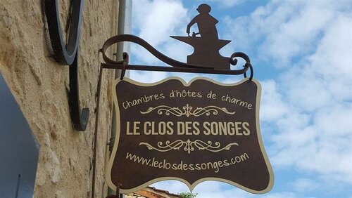 Жильё посуточно Le Clos des Songes