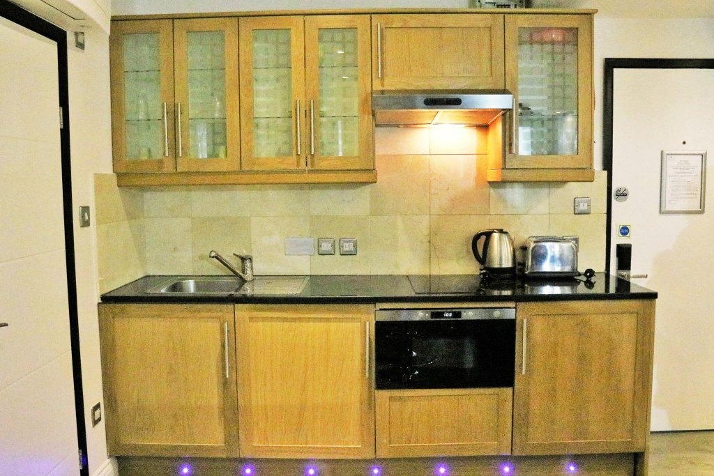 Фото Imperial Court Studios