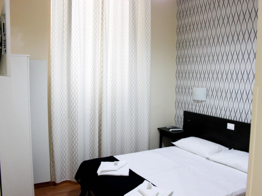 Фото The Place in Rome