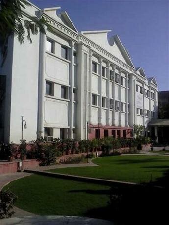 Гостиница Hotel Empire Regency в Джайпуре