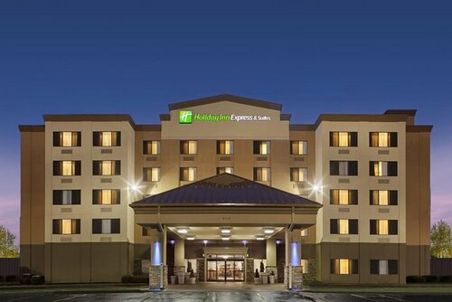 Гостиница Holiday Inn Express Hotel & Suites Coralville в Коралвилле