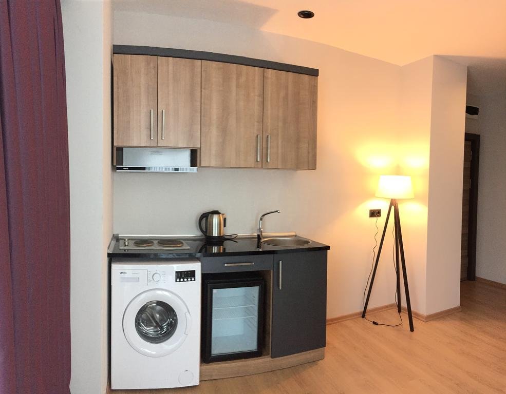 Фото Euphoria Apartments & Residence