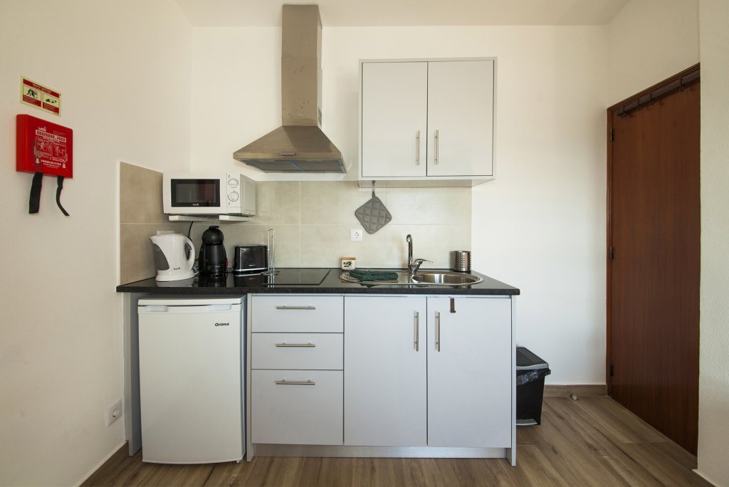 Фото A38 - Rising Sun Top-Floor Flat