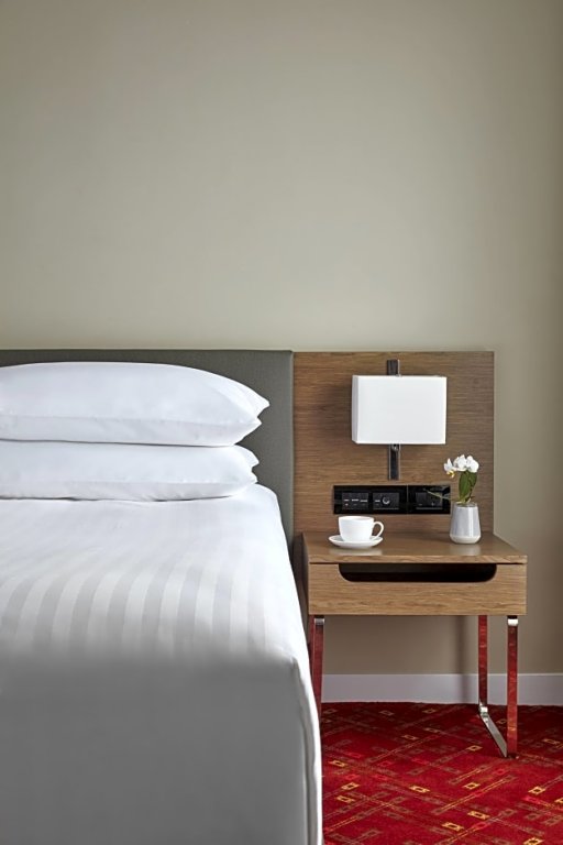 Фото Melbourne Marriott Hotel