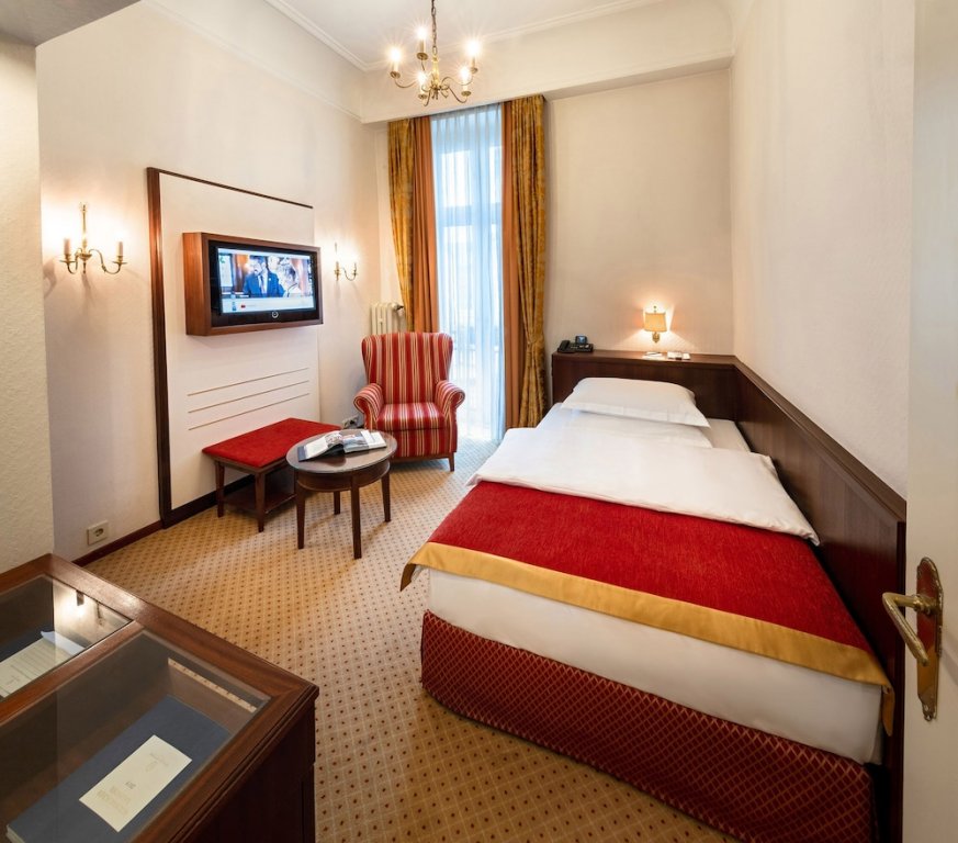 Фото Excelsior Hotel Ernst