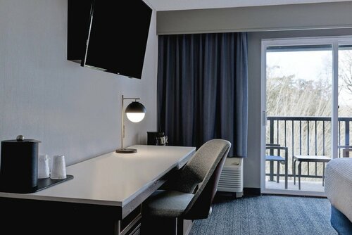 Гостиница Courtyard by Marriott в Лейк Освего