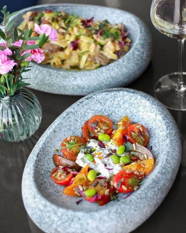 Meduza Seafood & Wine