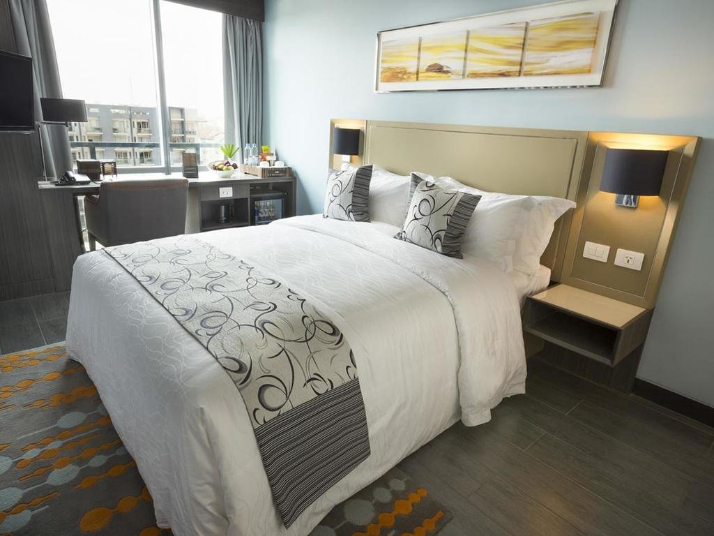 Фото Belmont Hotel Manila