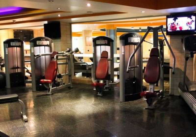 Фото Days Inn by Wyndham Hotel Suites Amman