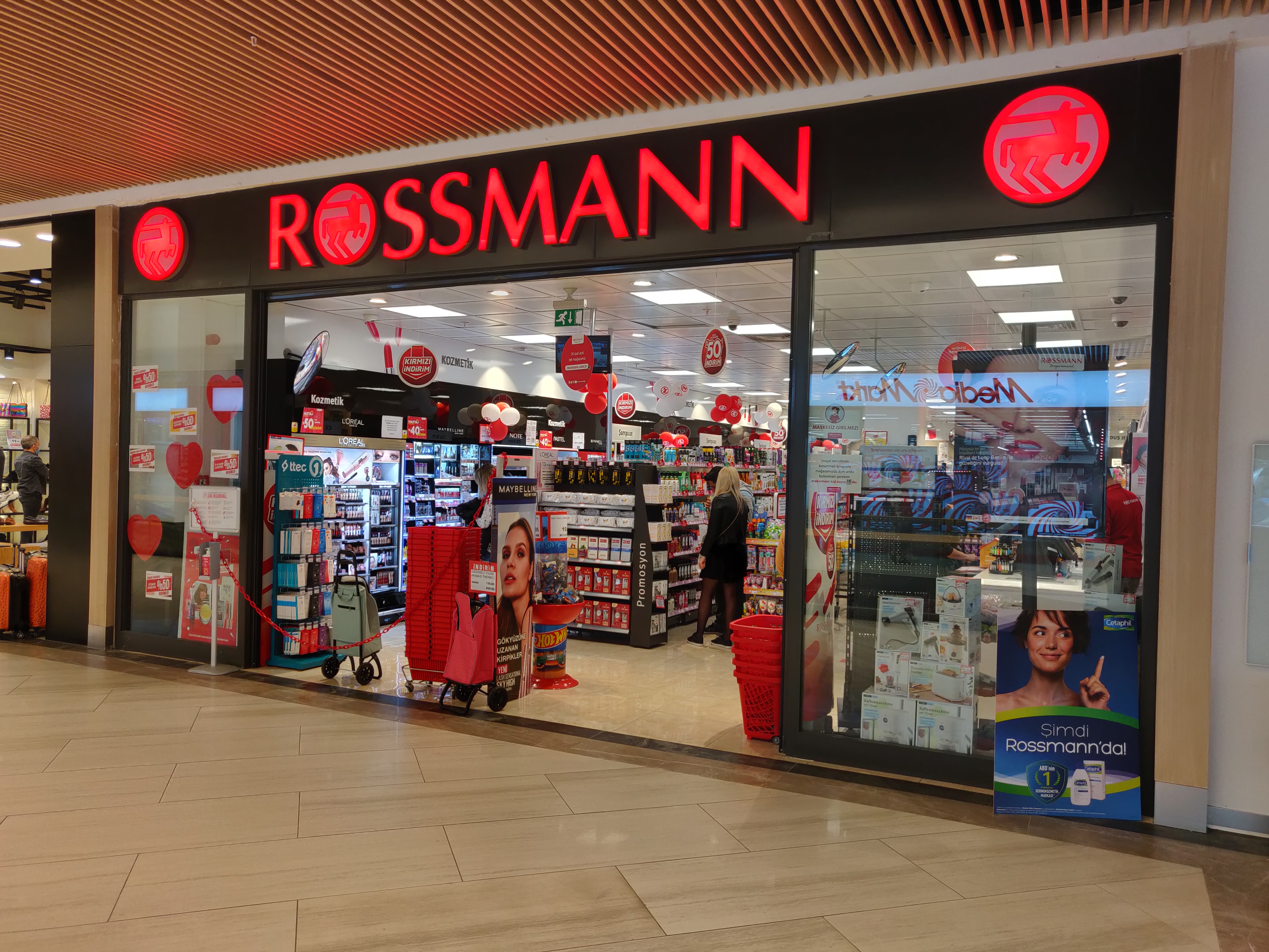 Rossmann, perfume and cosmetics shop, Antalya, Kepez, Altınova Sinan Mah.,  Serik Cad., 89 — Yandex Maps