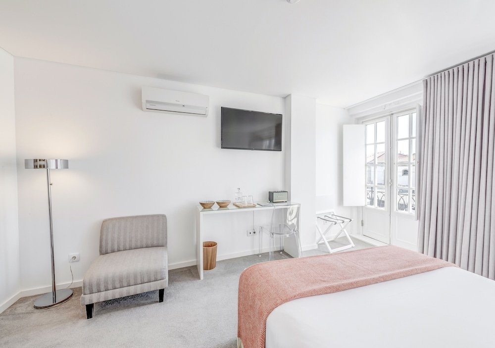 Фото Miragaia Riverside Suites