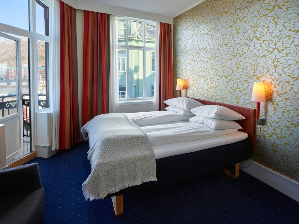 Фото Heimen Hotel