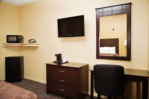 Гостиница Winchester Inn & Suites Humble/IAH/North Houston